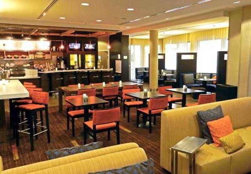 Hotel Courtyard Milwaukee Airport Restauracja zdjęcie